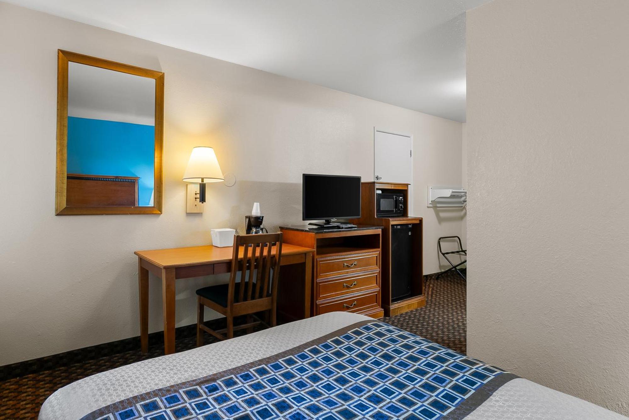 Americas Best Value Inn - Lincoln Airport Esterno foto
