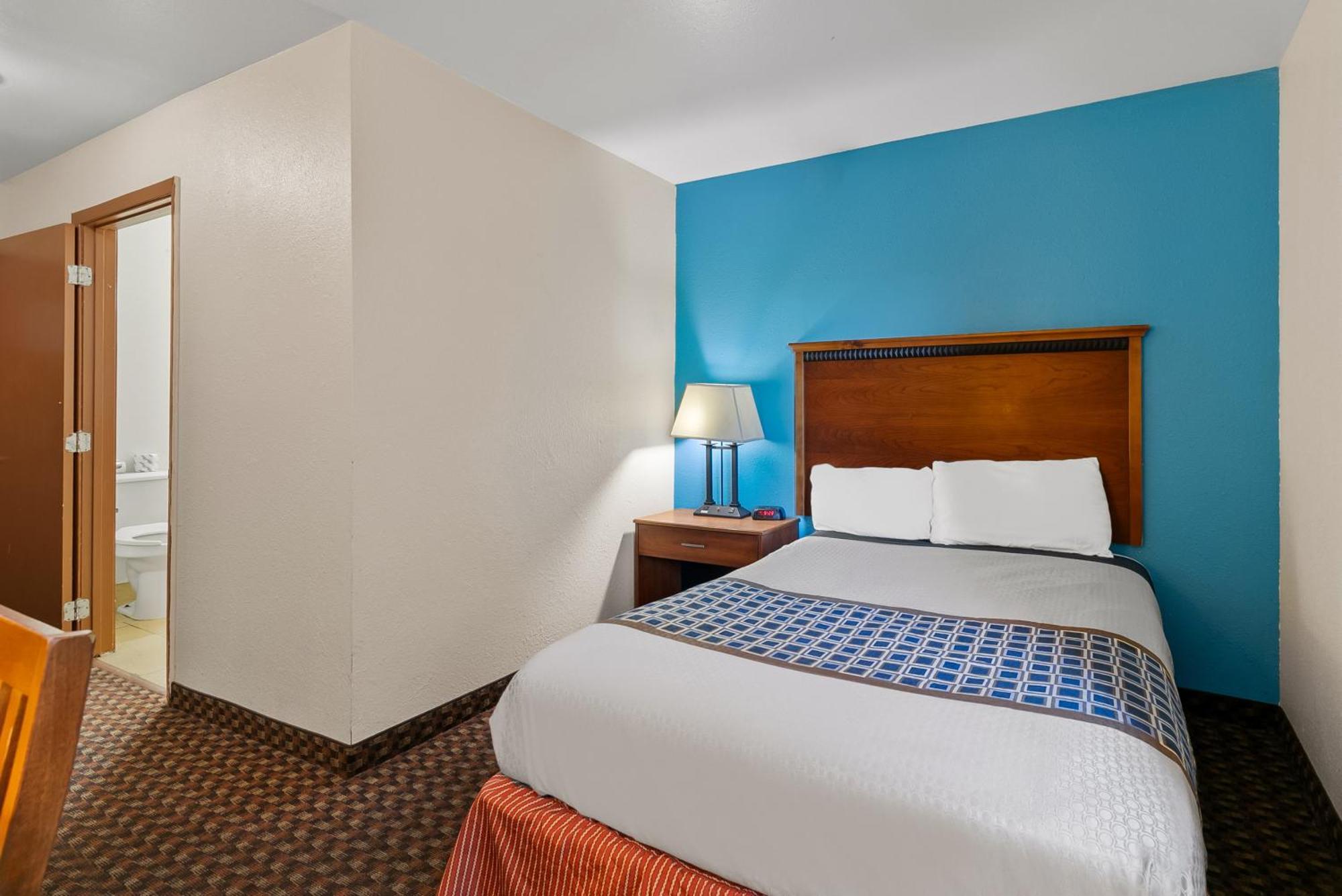 Americas Best Value Inn - Lincoln Airport Esterno foto