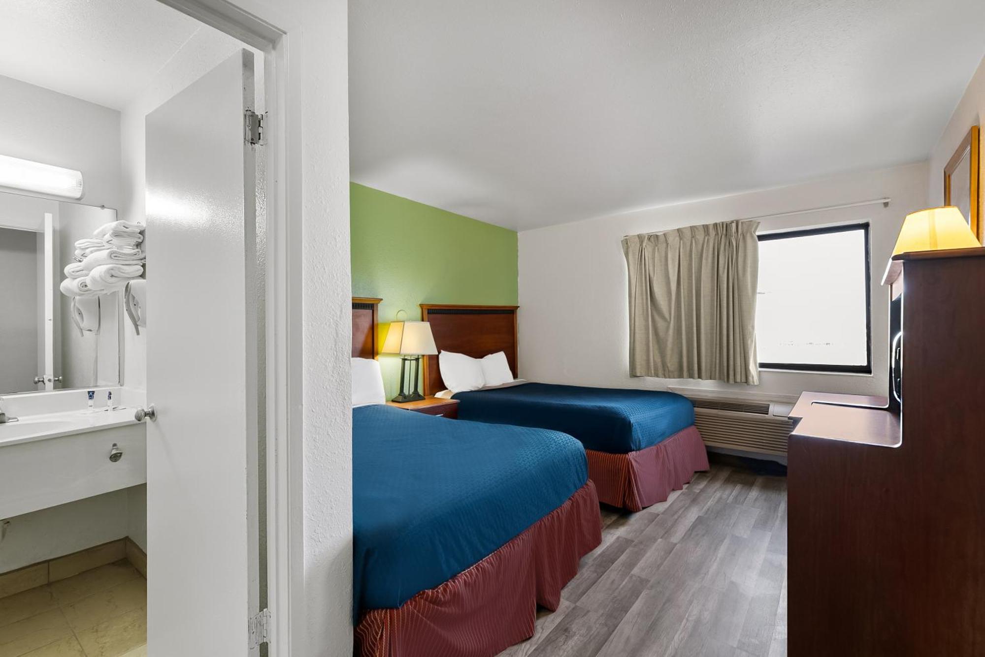 Americas Best Value Inn - Lincoln Airport Esterno foto